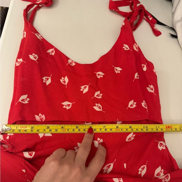 Reformation wrap dress - Picture 8 of 9